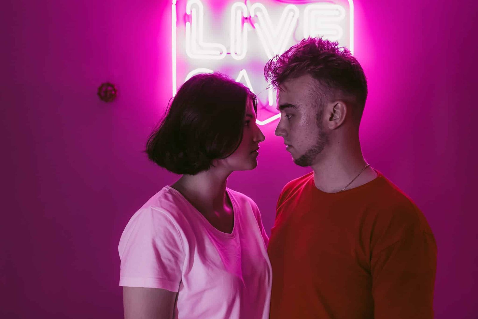 Como encontrar pareja fácil y rápido en internet